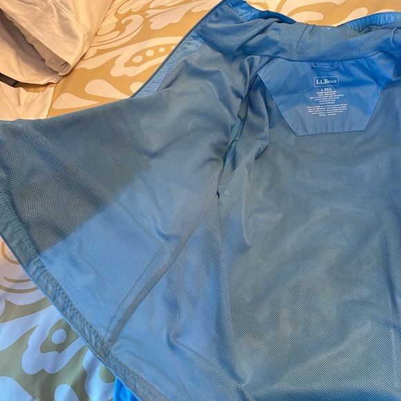 L.L. Bean Hooded Rain Jacket Light Blue large Reg - Picture 7 of 8